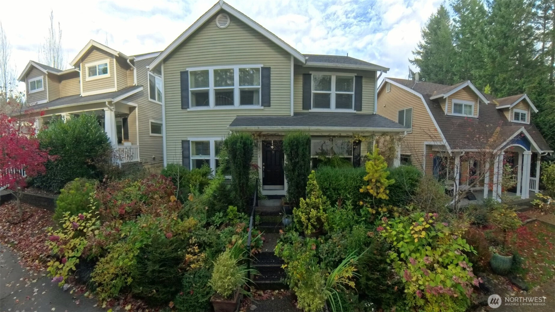 36703 SE Gravenstein Court, Snoqualmie, WA 98065
