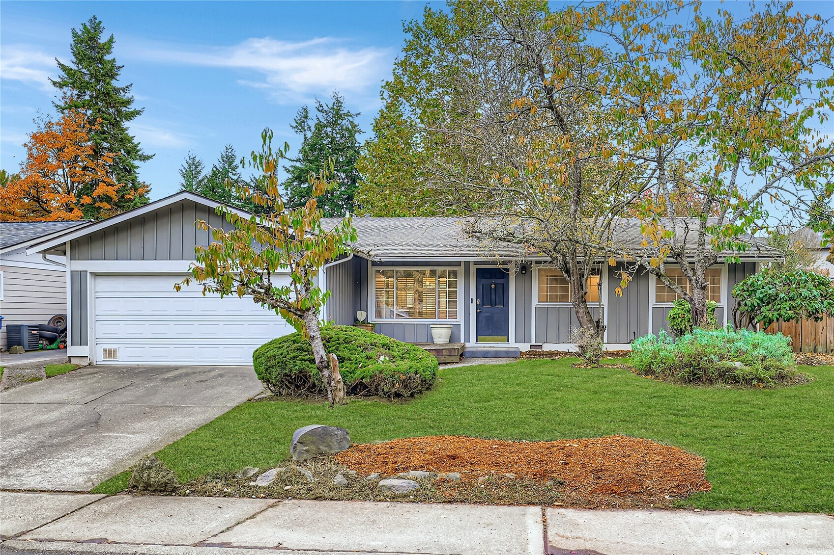 14631 127th Avenue NE, Woodinville, WA 98072