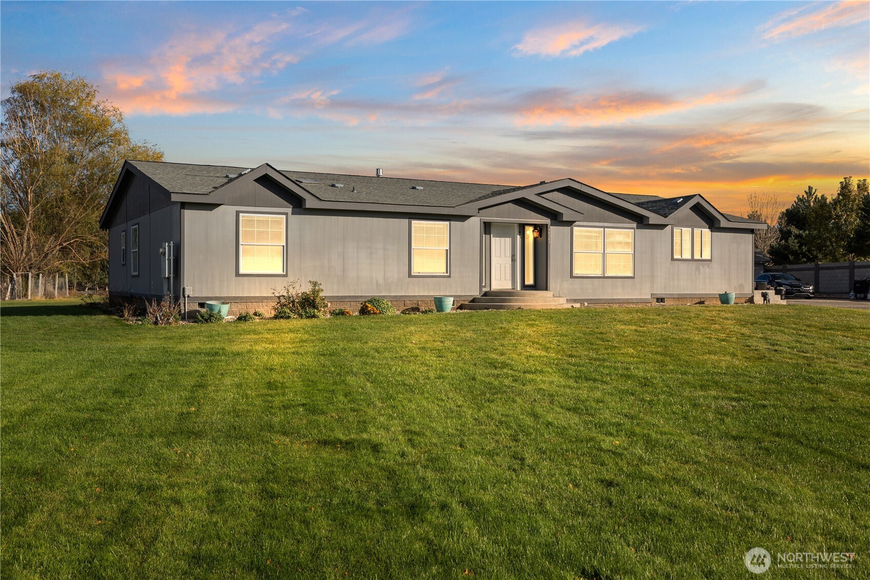 26363 Road U SW, Mattawa, WA 99349