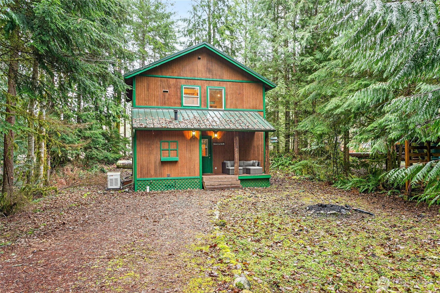 22014 Pinnacle Road, Glacier, WA 98244