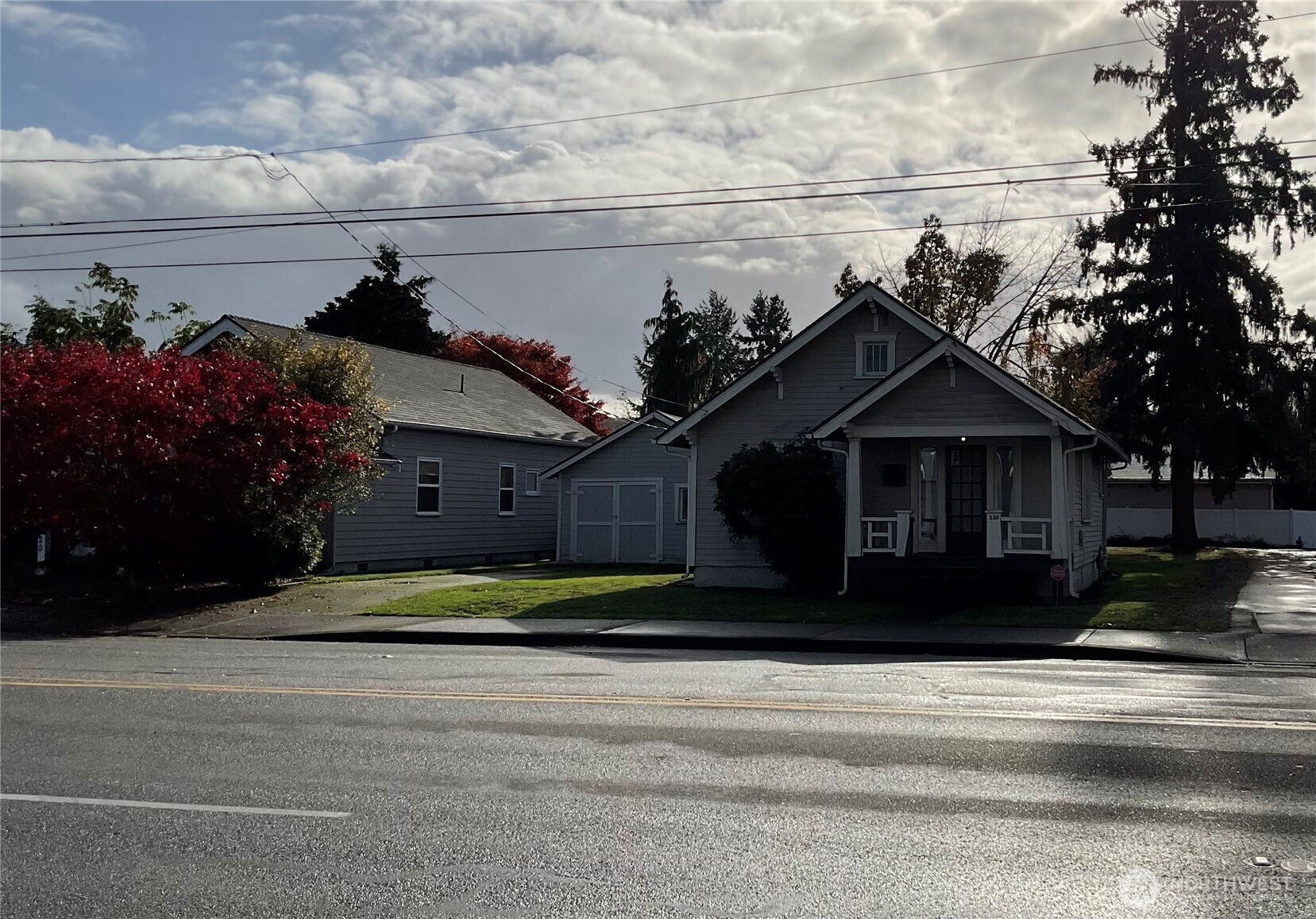 530 E Pioneer, Puyallup, WA 98372