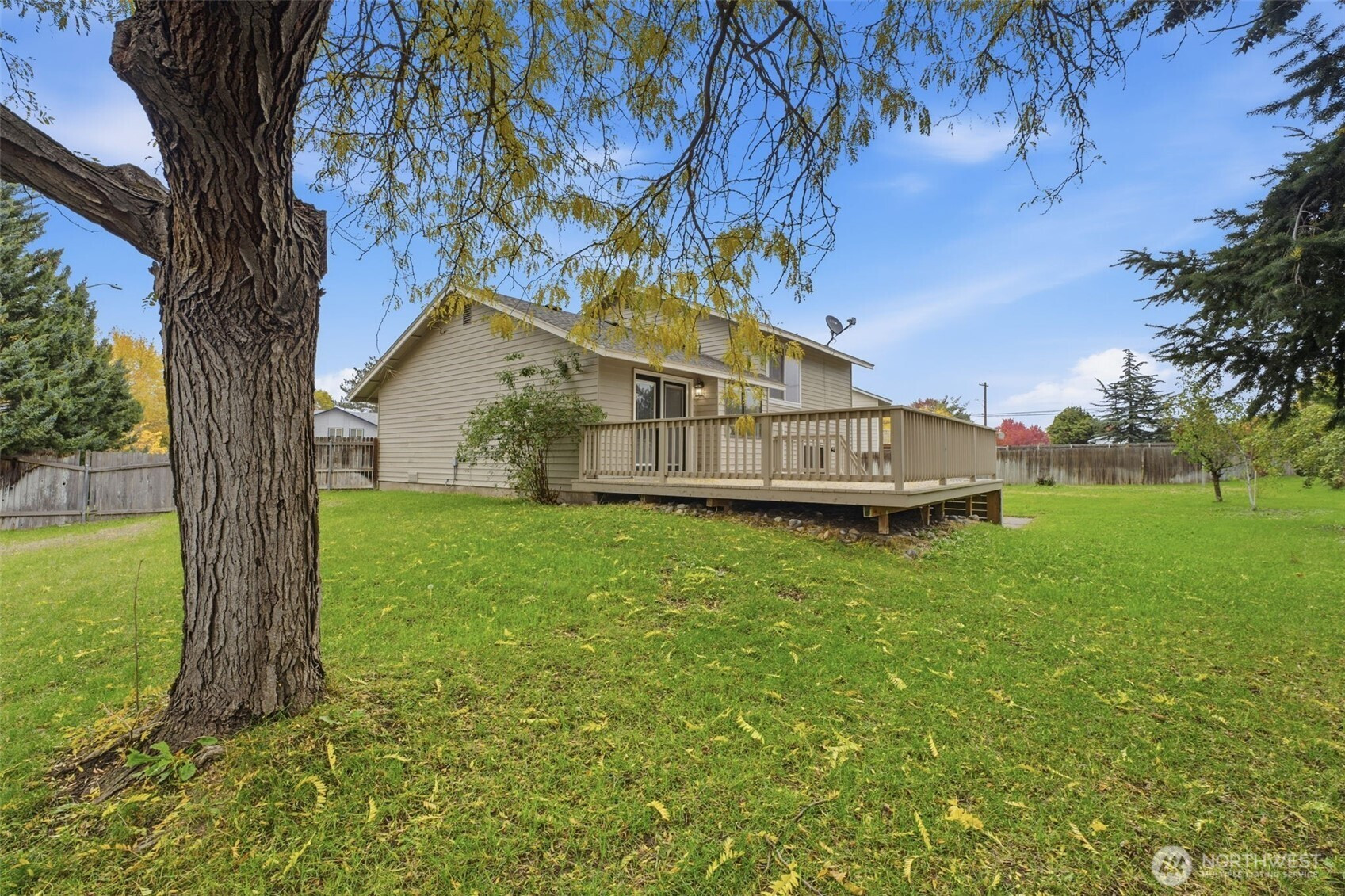 519 Singletree Court, Richland, WA 99354