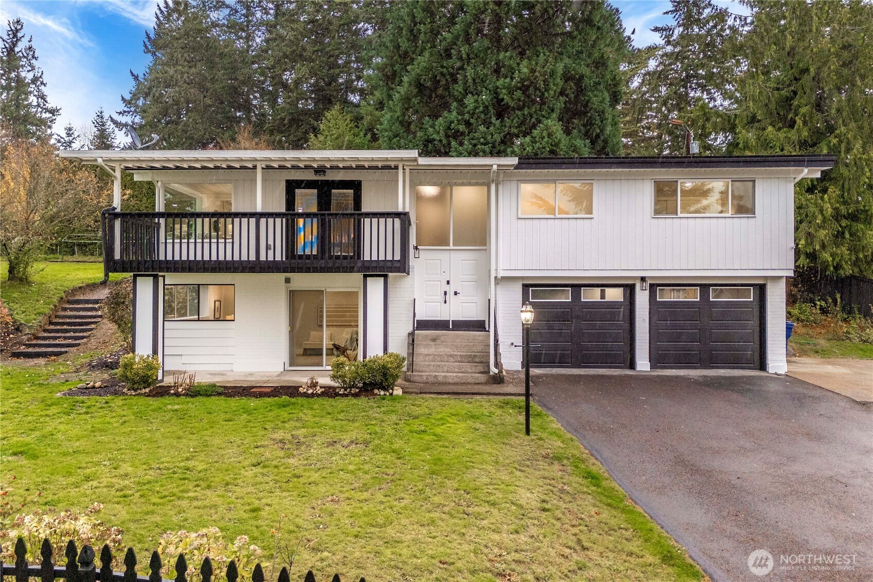 30150 10th Avenue SW, Federal Way, WA 98023