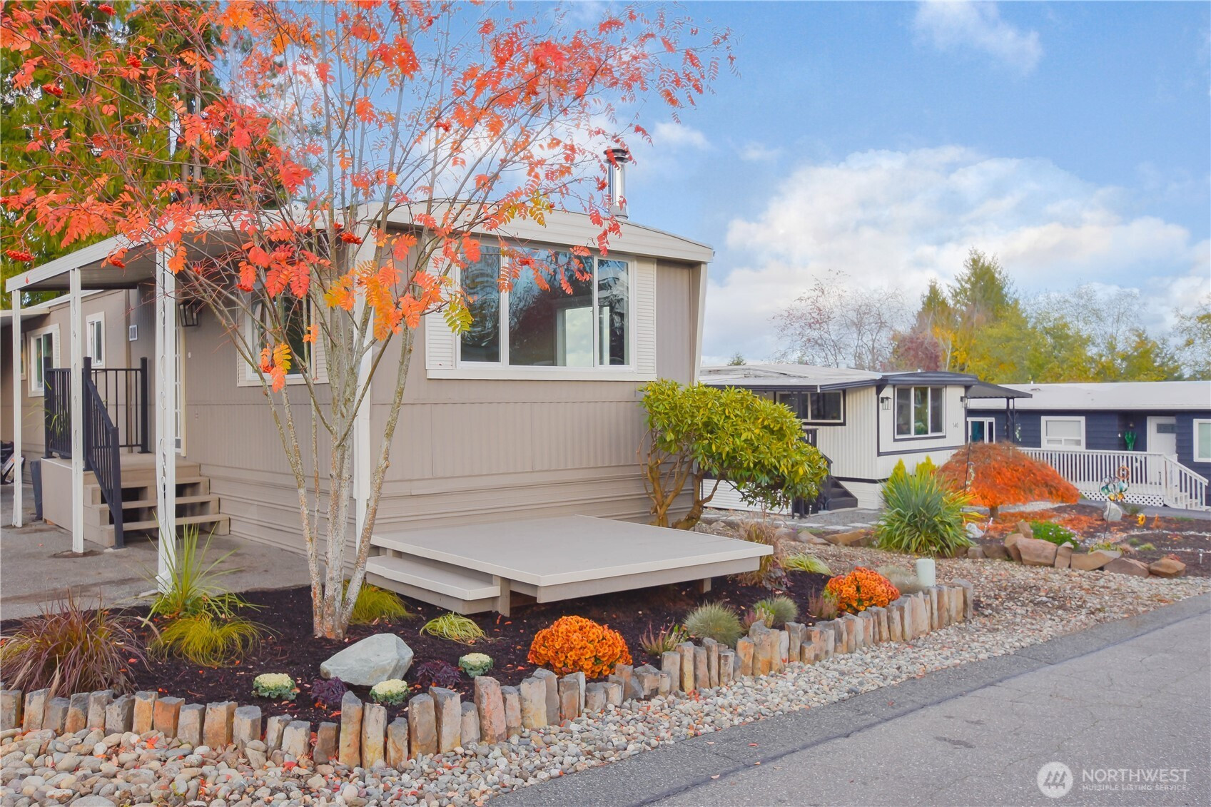 13320 Highway 99, Everett, WA 98204