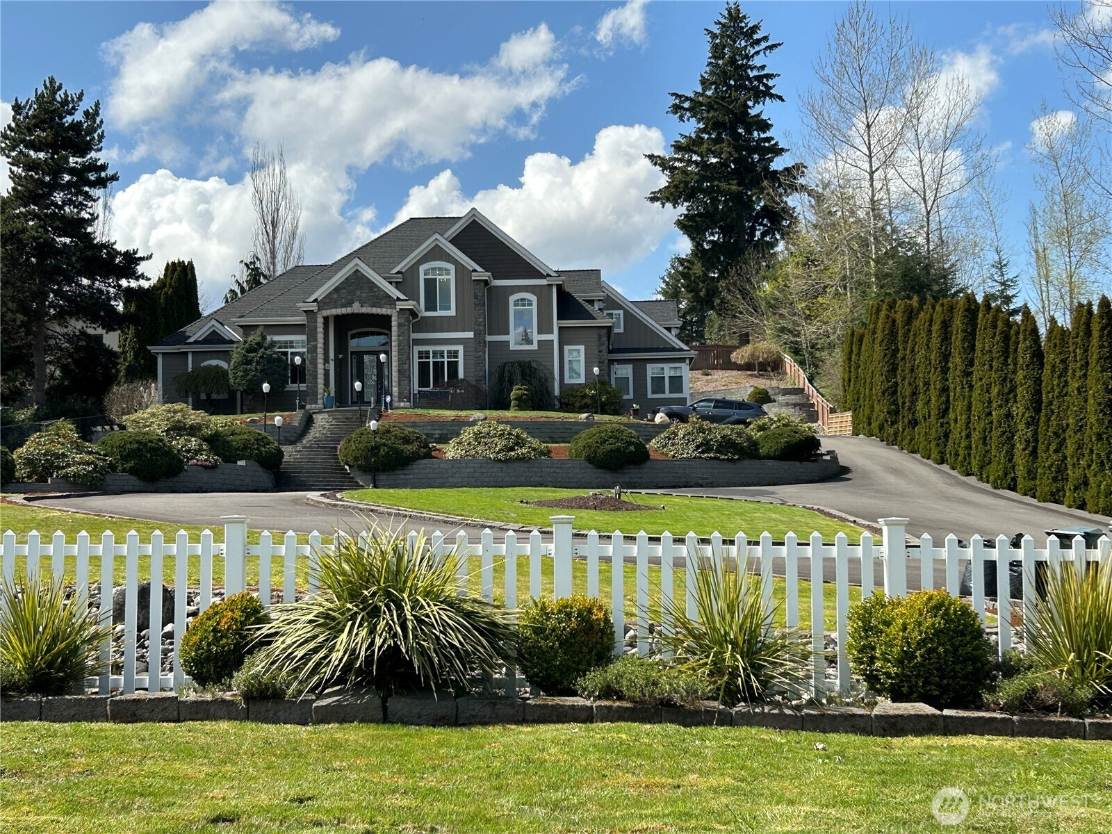 8614 72nd Avenue E, Puyallup, WA 98371