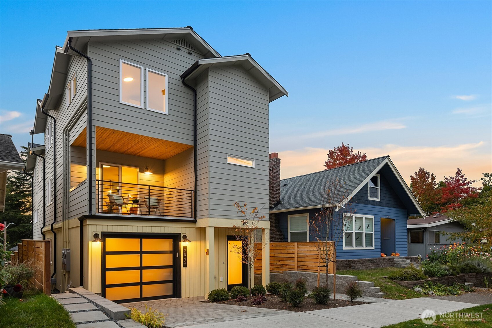 7045 16th Avenue NE, Seattle, WA 98115