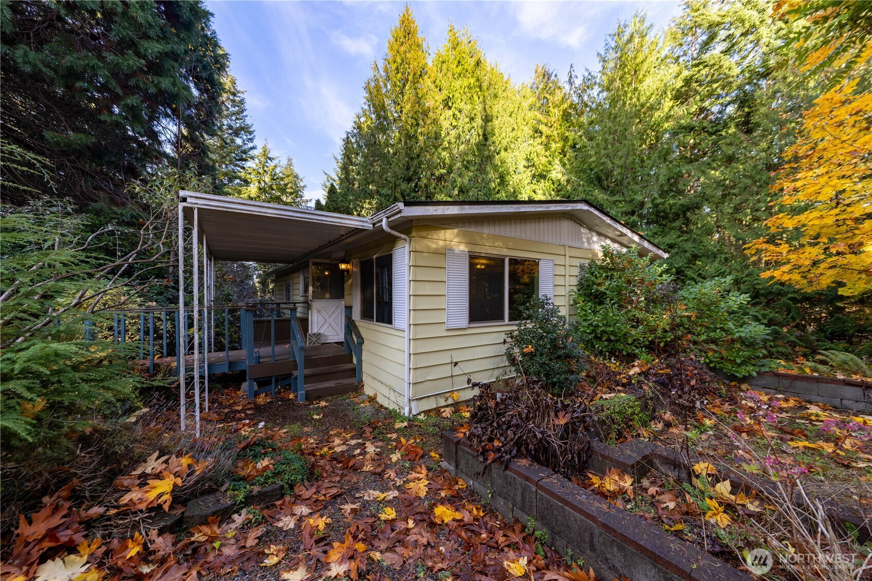 921 S Margie Ann Drive, Camano Island, WA 98282