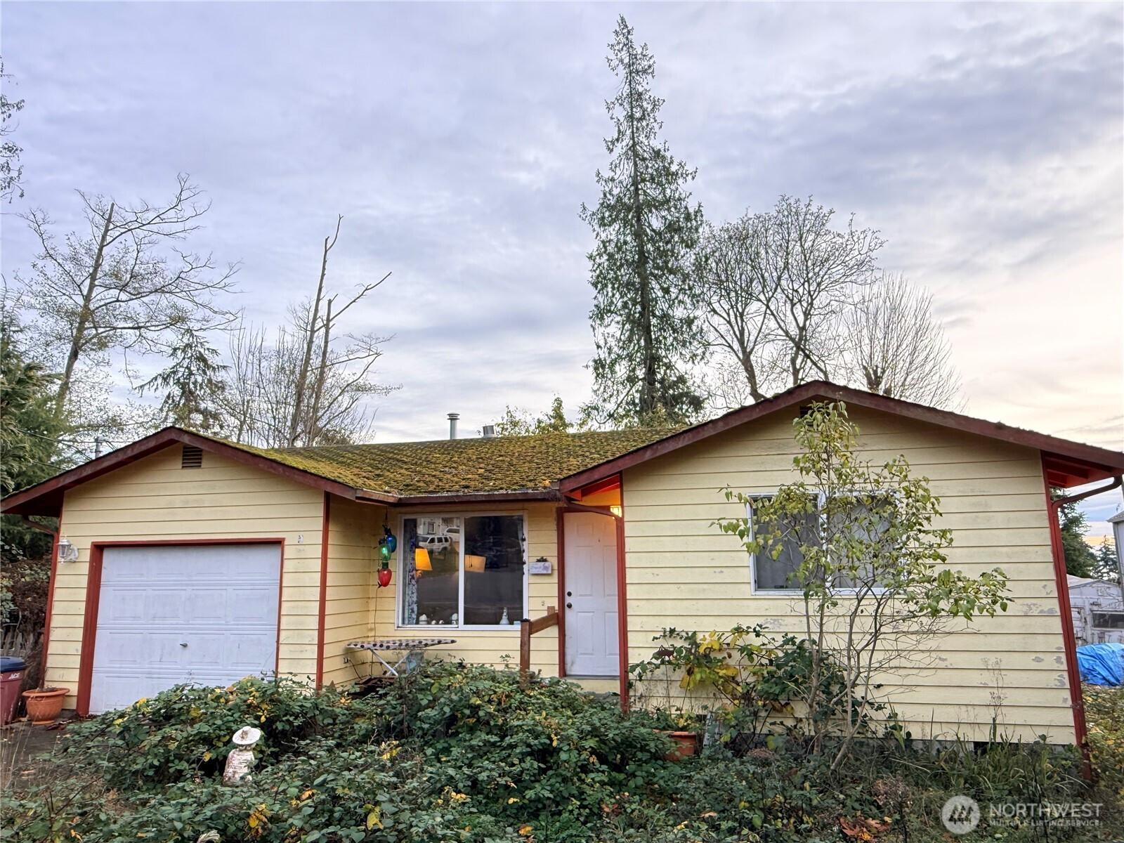 1390 Admirals Drive, Coupeville, WA 98239