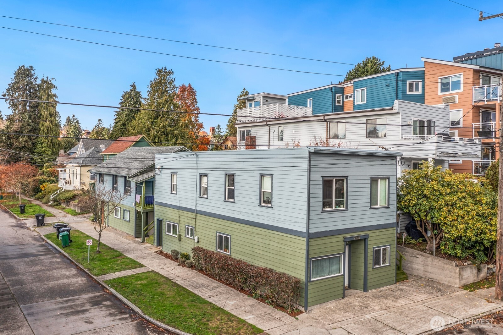 7103 Linden Avenue N, Seattle, WA 98103