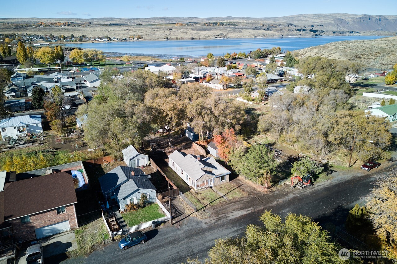 121 N Fern Street, Soap Lake, WA 98851