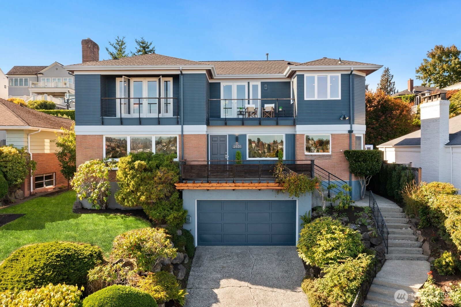 2631 38th Avenue W, Seattle, WA 98199