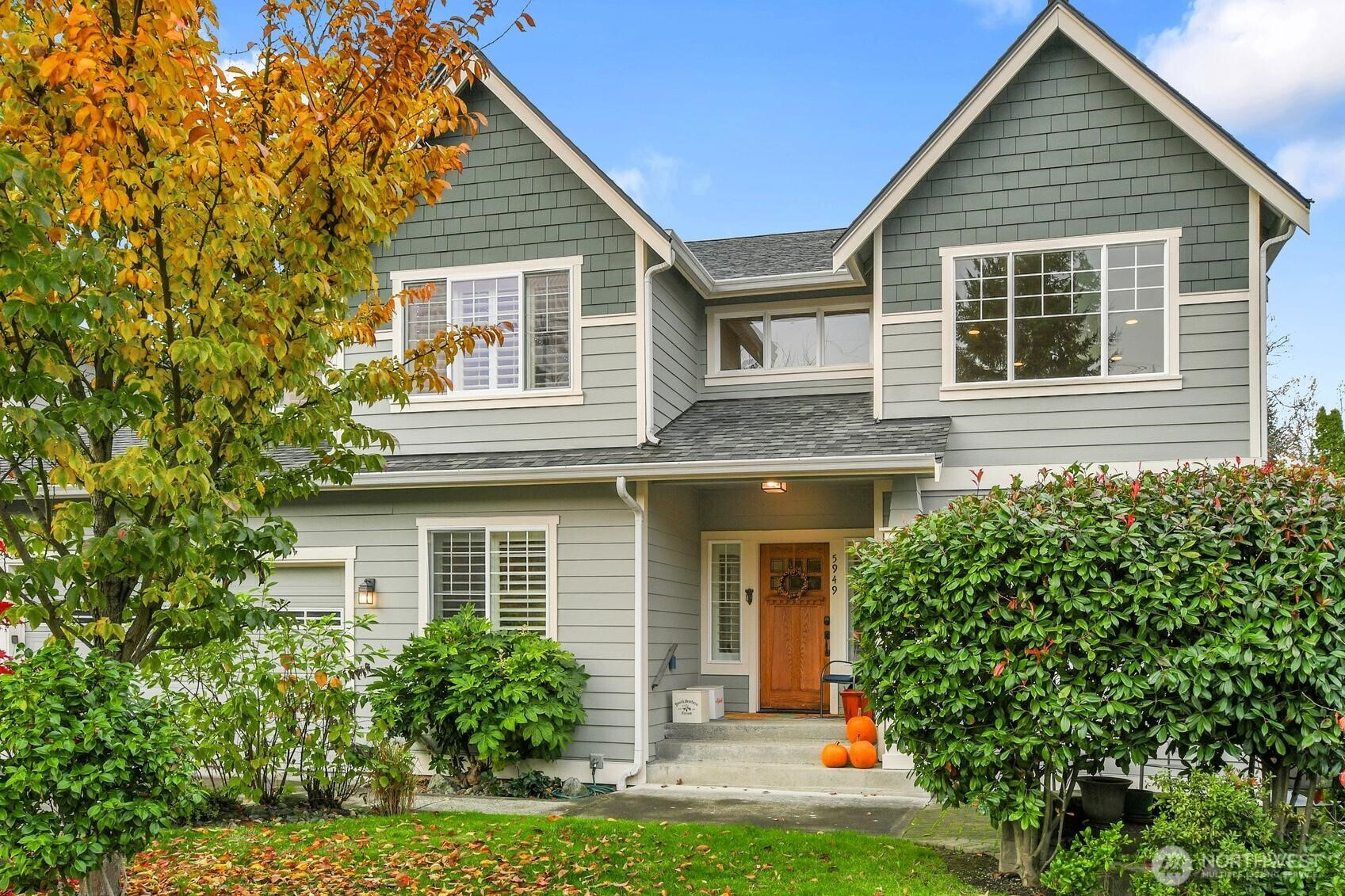 5949 17th Avenue SW, Seattle, WA 98106