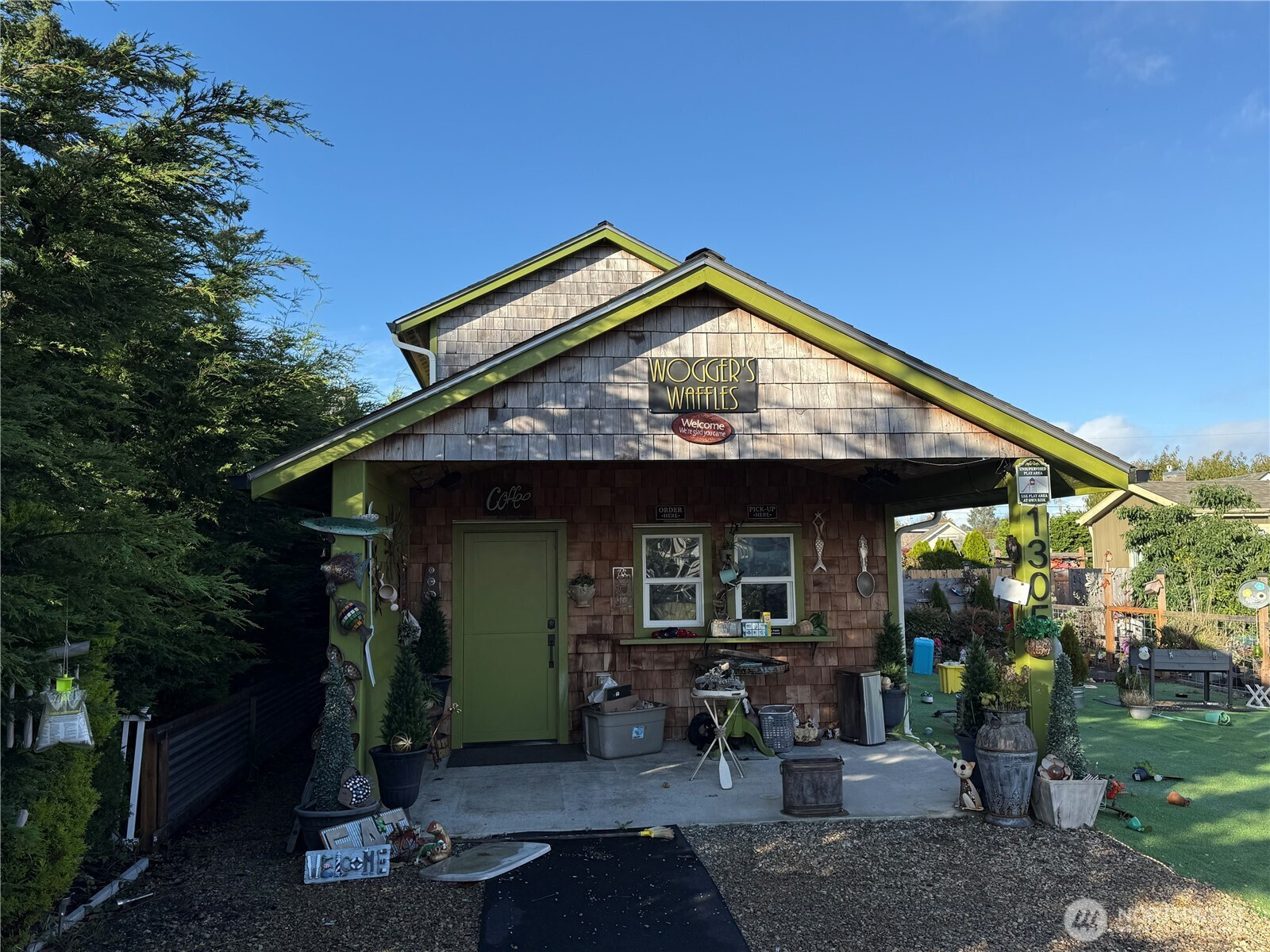 1305 Bay Avenue W, Ocean Park, WA 98640