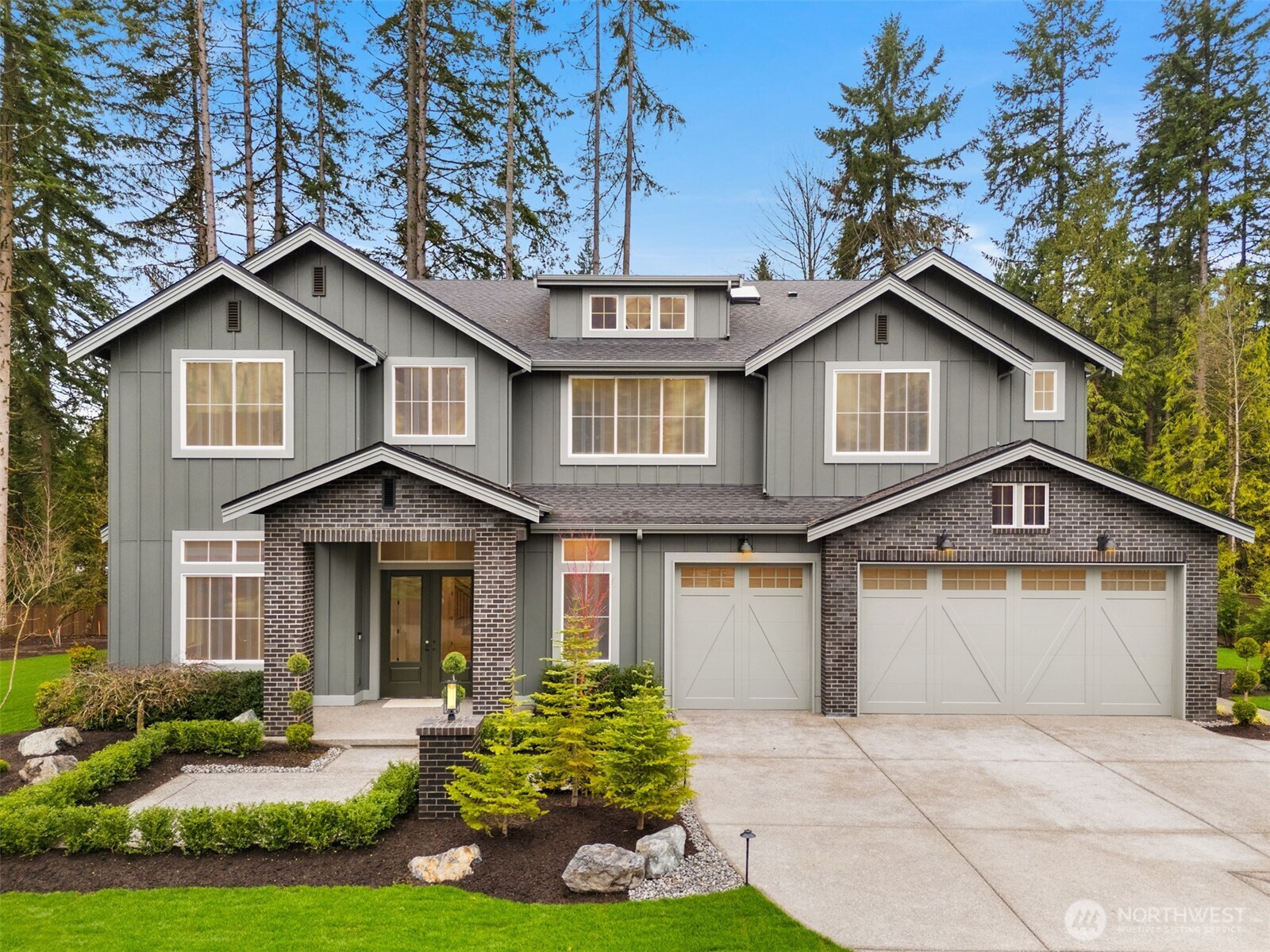 15423 154th Avenue NE, Woodinville, WA 98072