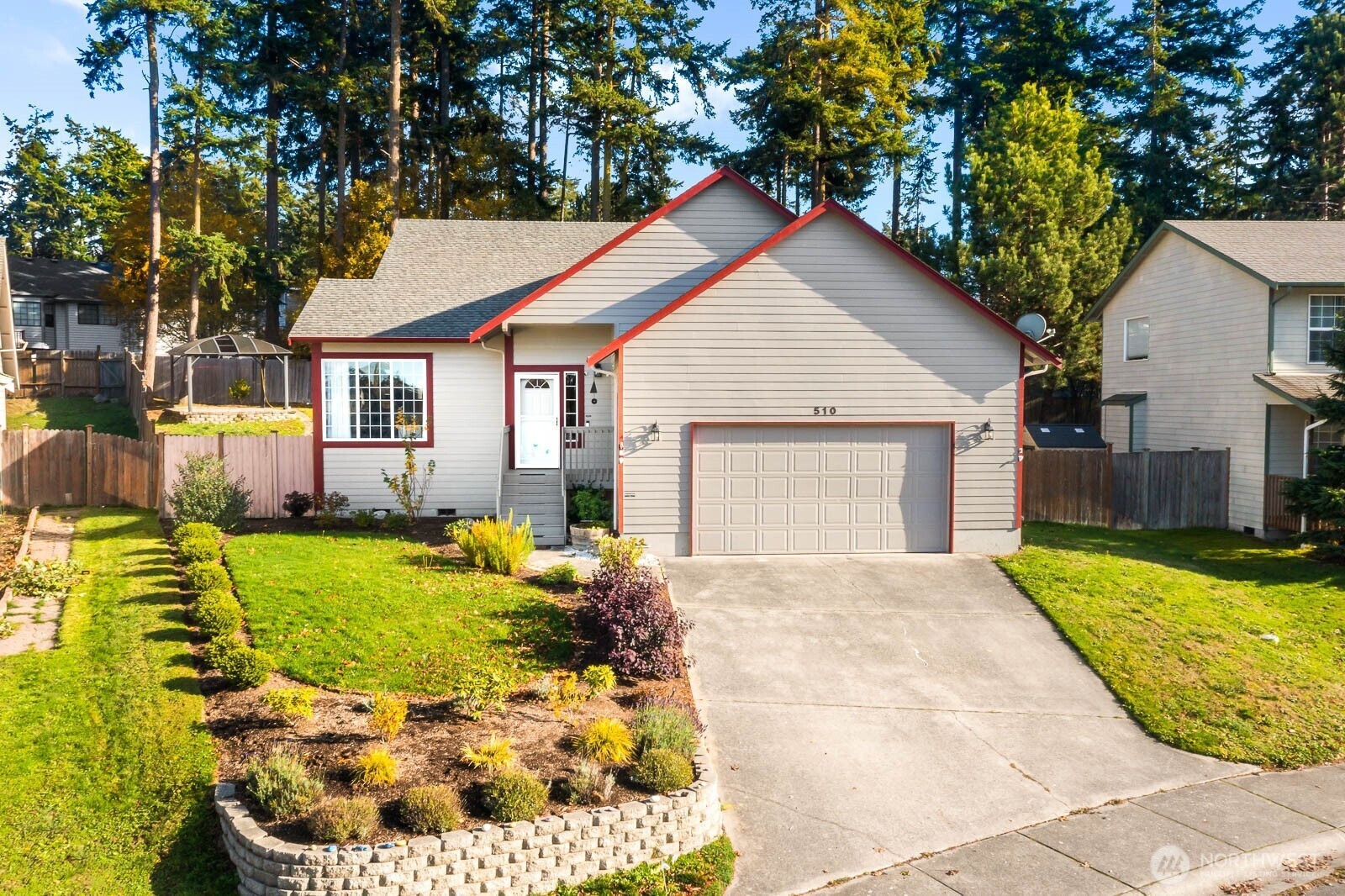 510 SW Regency Drive, Oak Harbor, WA 98277