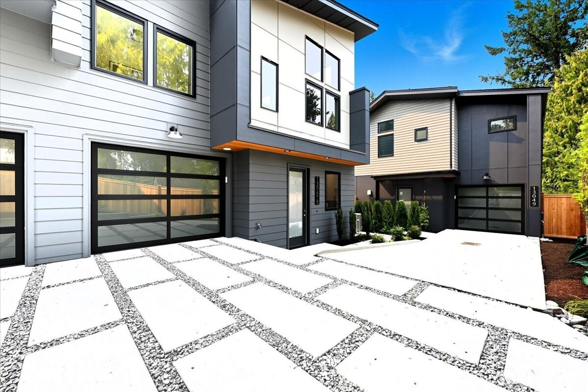 13047 39th Avenue NE, Seattle, WA 98125