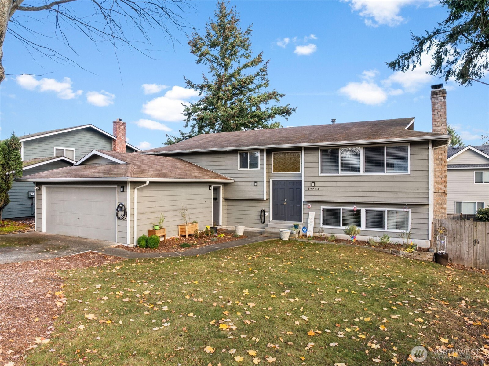 19234 121st Place SE, Kent, WA 98031