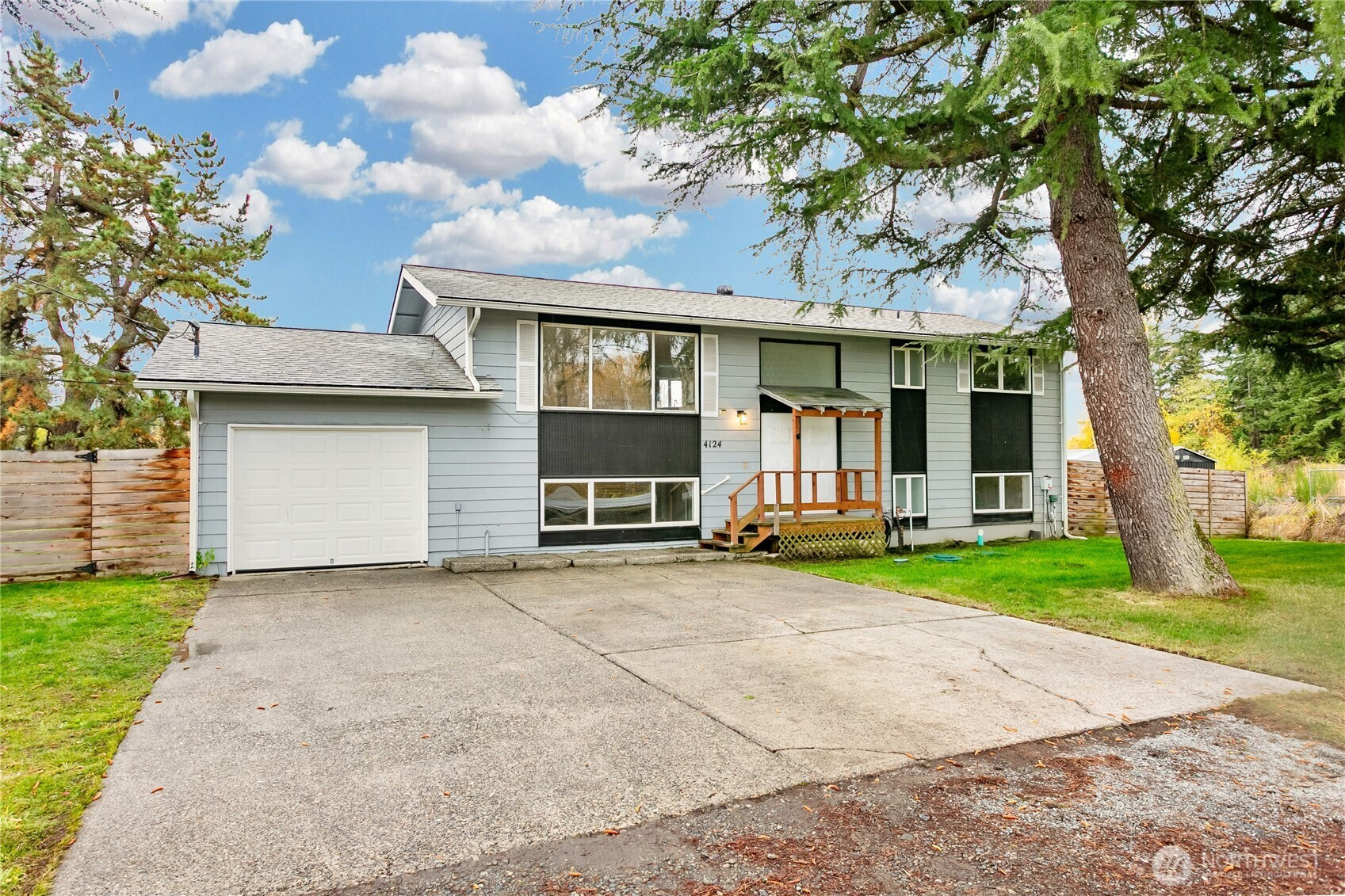 4124 128th Street E, Tacoma, WA 98446