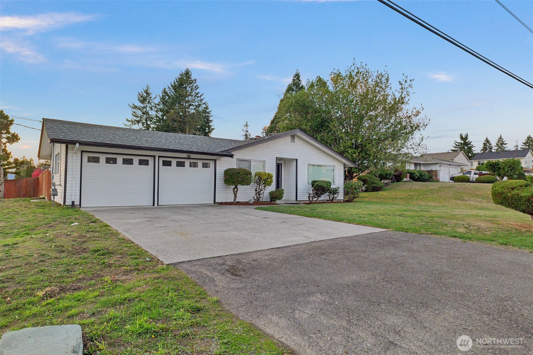 9040 S Sheridan Avenue, Tacoma, WA 98444