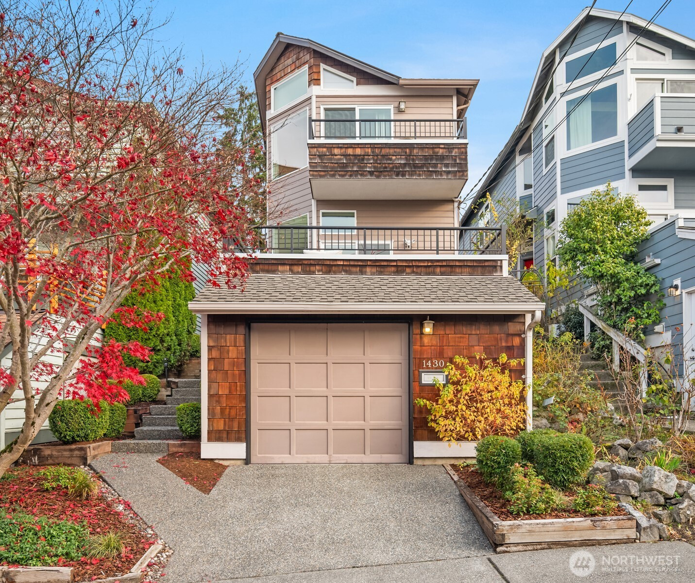 1430 32nd Avenue, Seattle, WA 98122