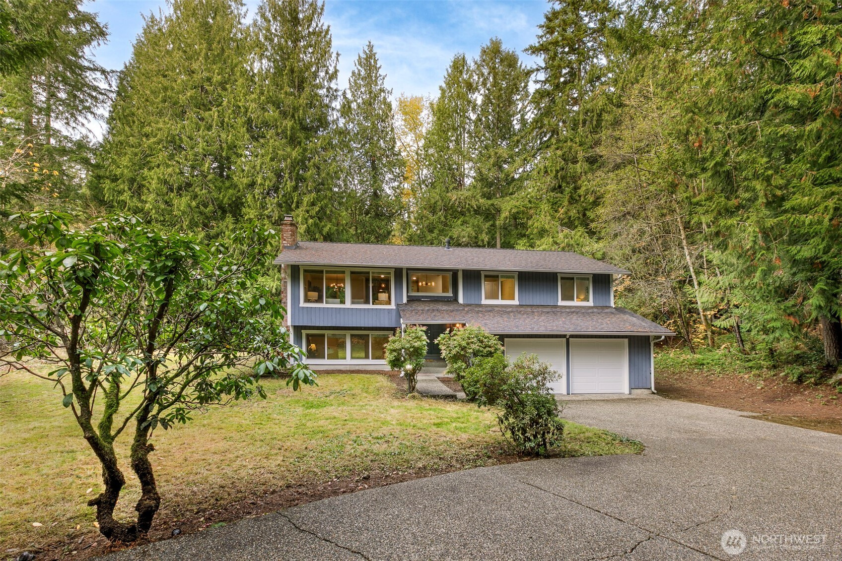 16919 199th Place NE, Woodinville, WA 98077