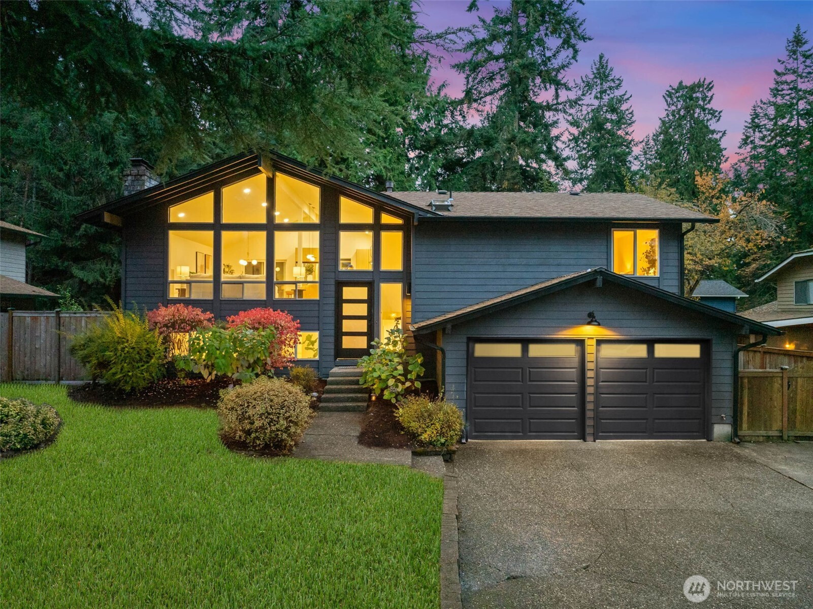 16413 NE 105th Place, Redmond, WA 98052