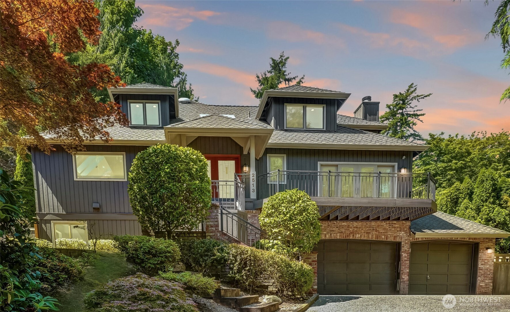 2513 225th Place NE, Sammamish, WA 98074