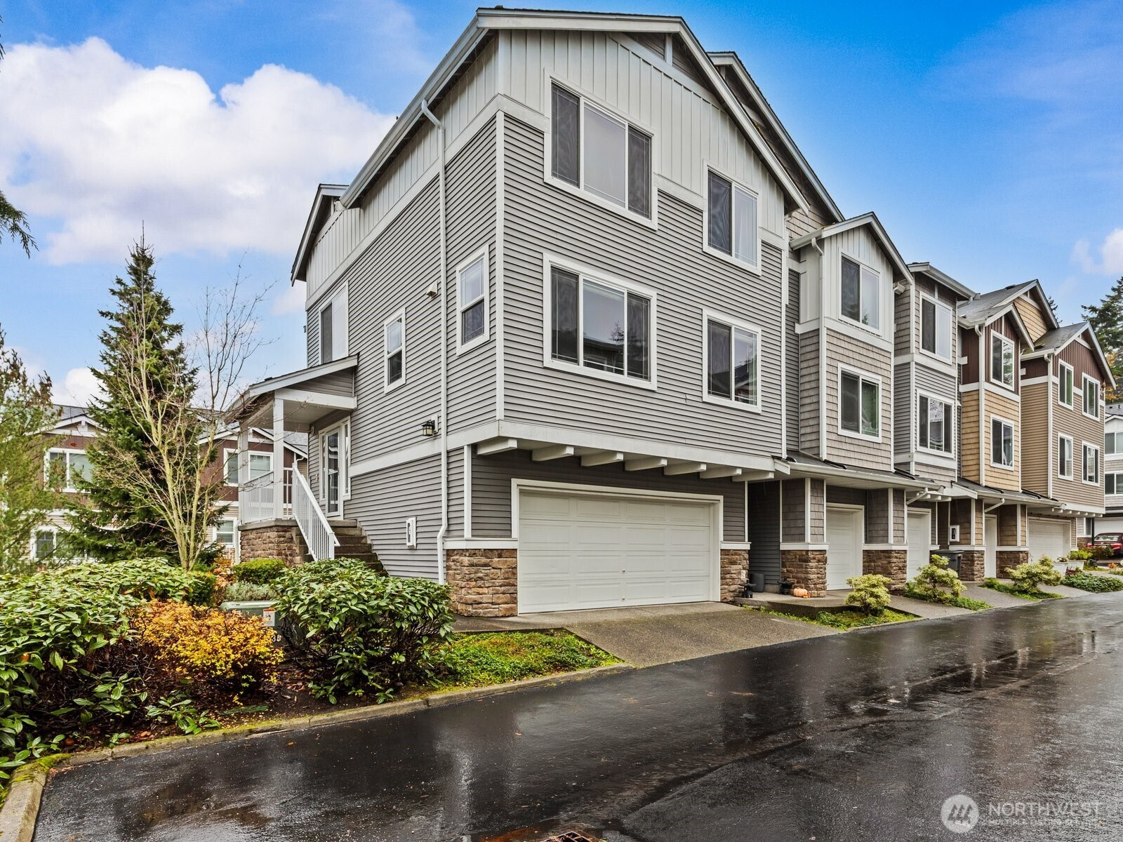 15720 Manor, Lynnwood, WA 98087