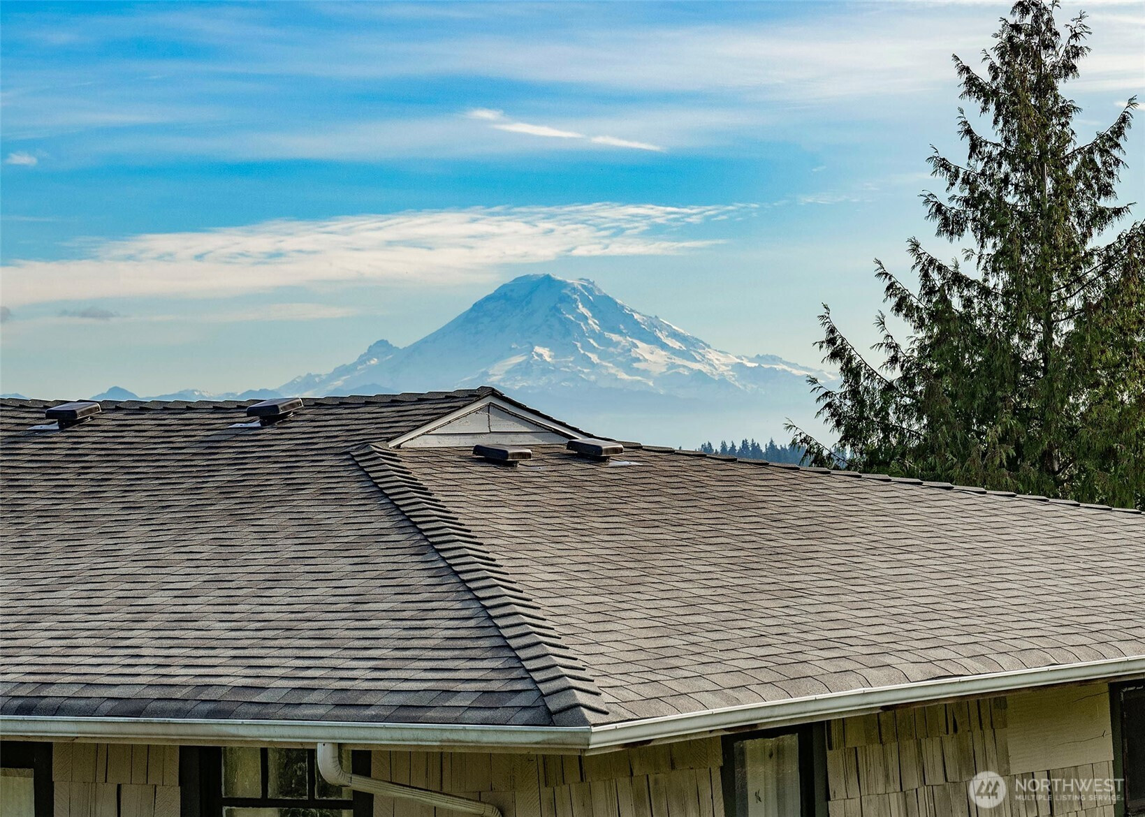 705 S 208th Street, Des Moines, WA 98198