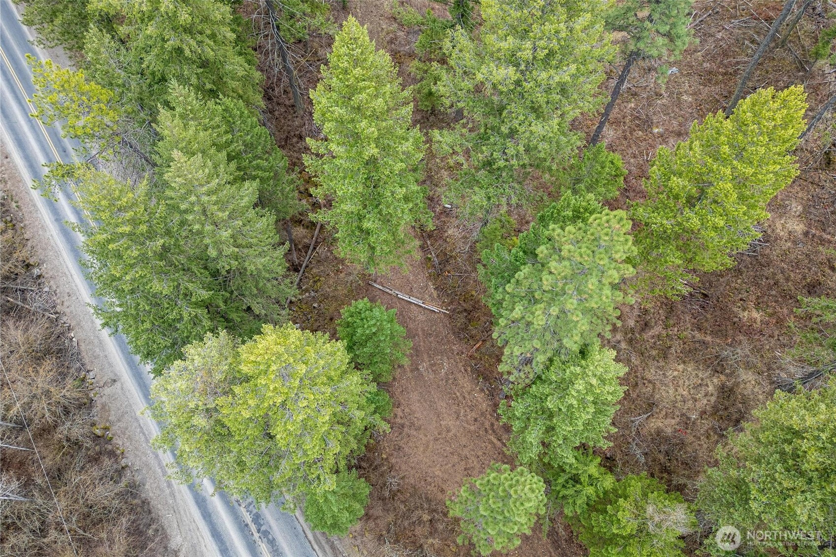 4700 E Deer Park Milan Road, Chattaroy, WA 99003