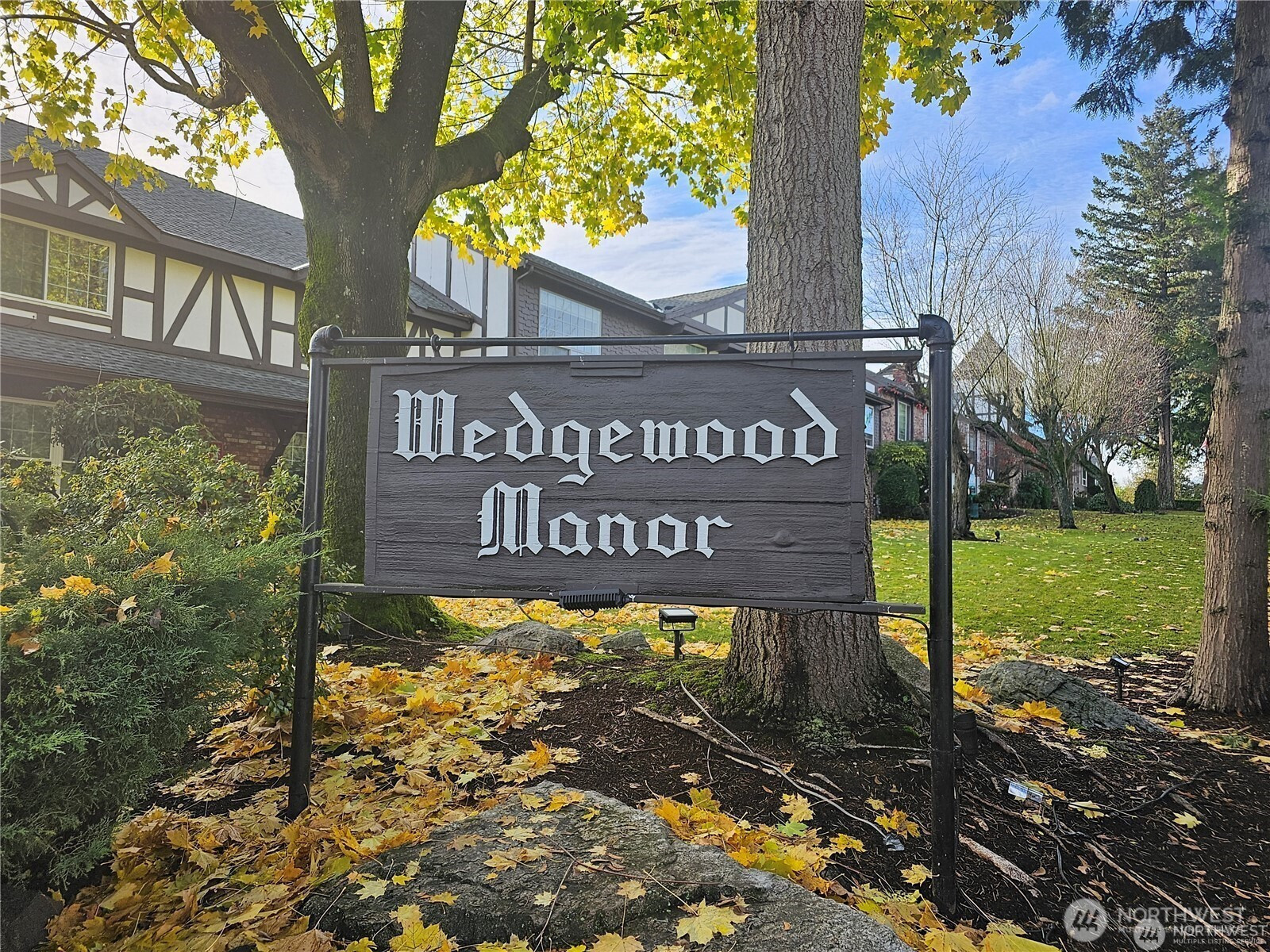 3425 S 176th Street, SeaTac, WA 98188