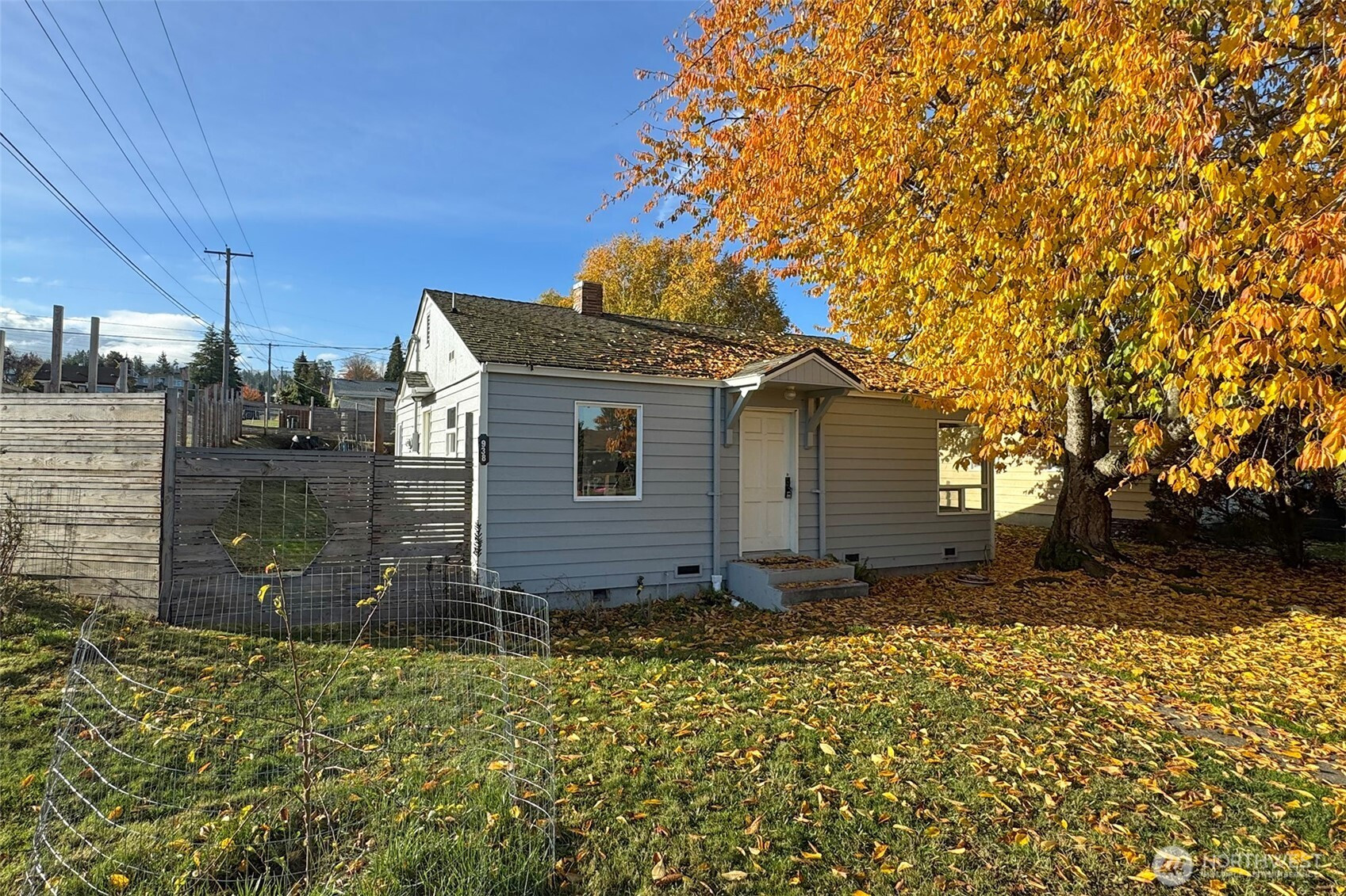 938 E 6th Street, Port Angeles, WA 98362