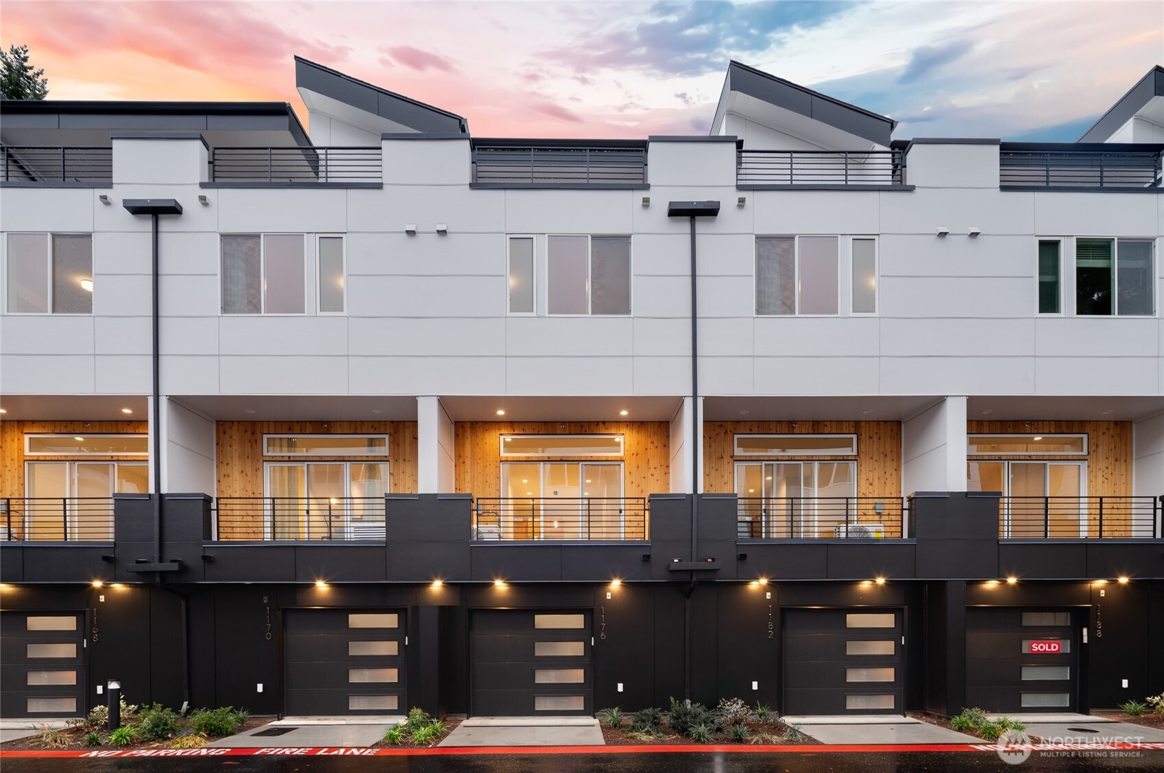 1176 129th Court NE, Bellevue, WA 98005