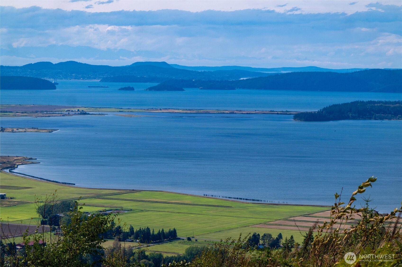 3100 Blanchard Knob Trail, Bow, WA 98232