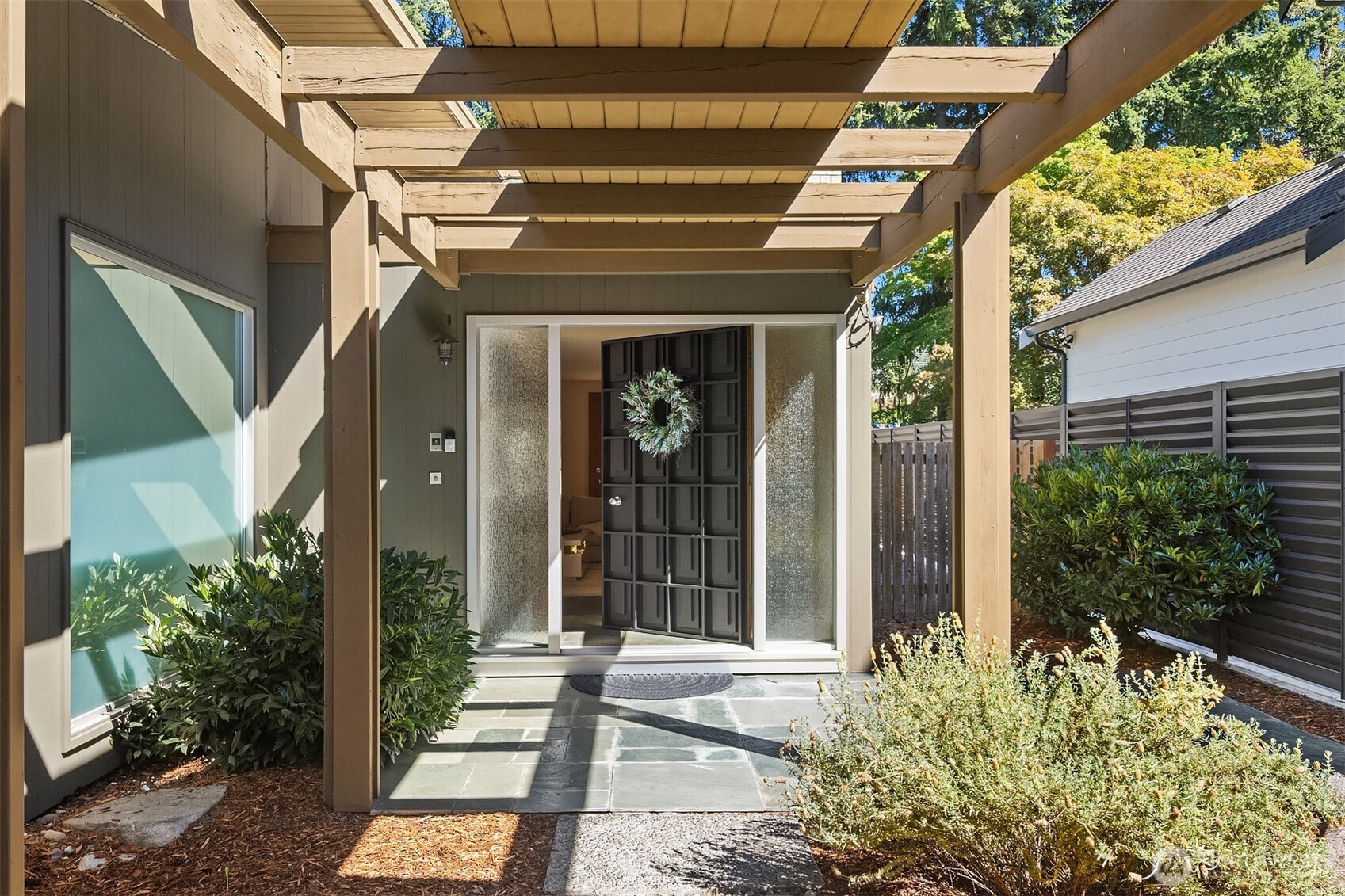 150 131st Avenue NE, Bellevue, WA 98005