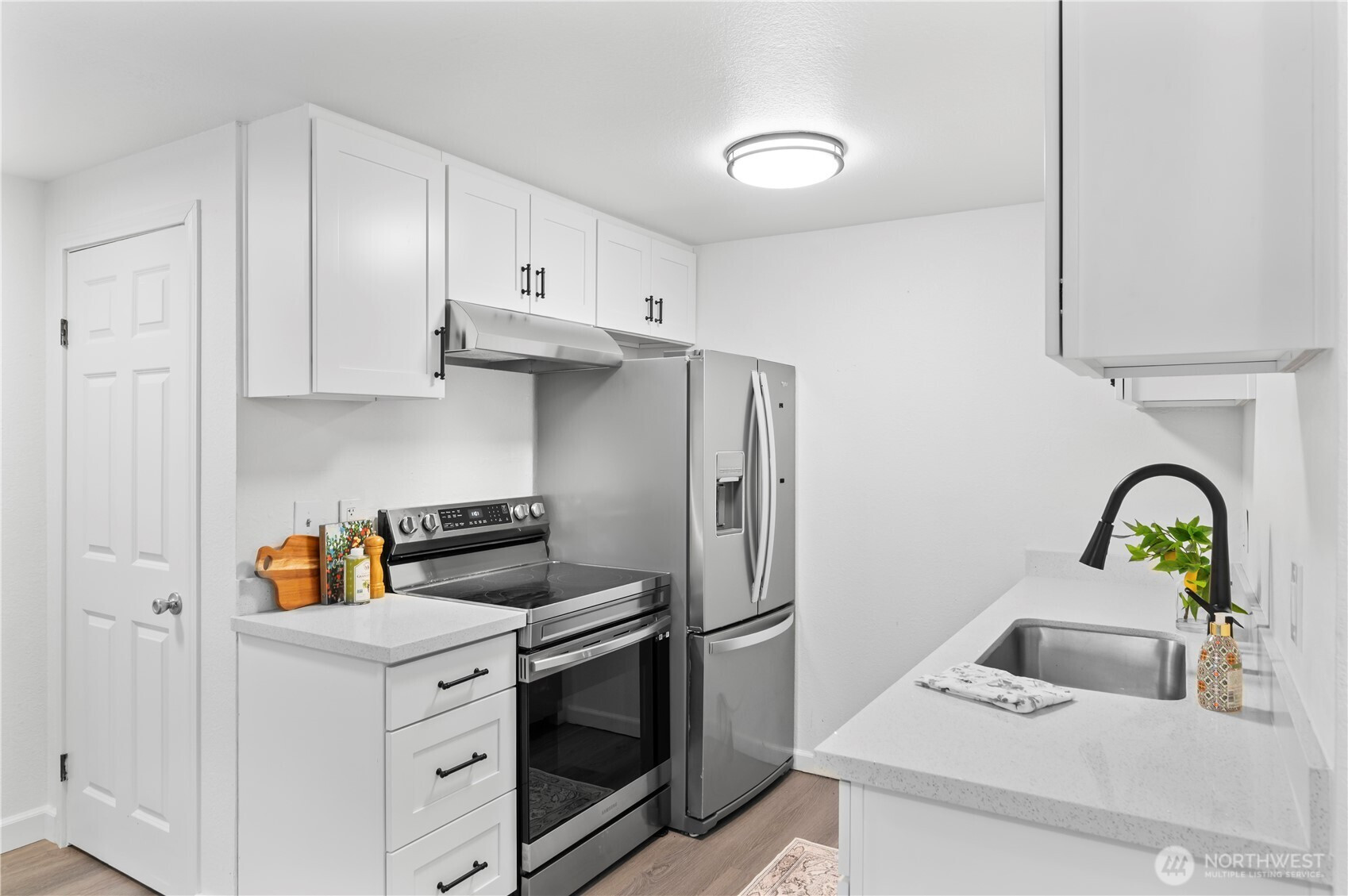 707 N 130th, Seattle, WA 98133