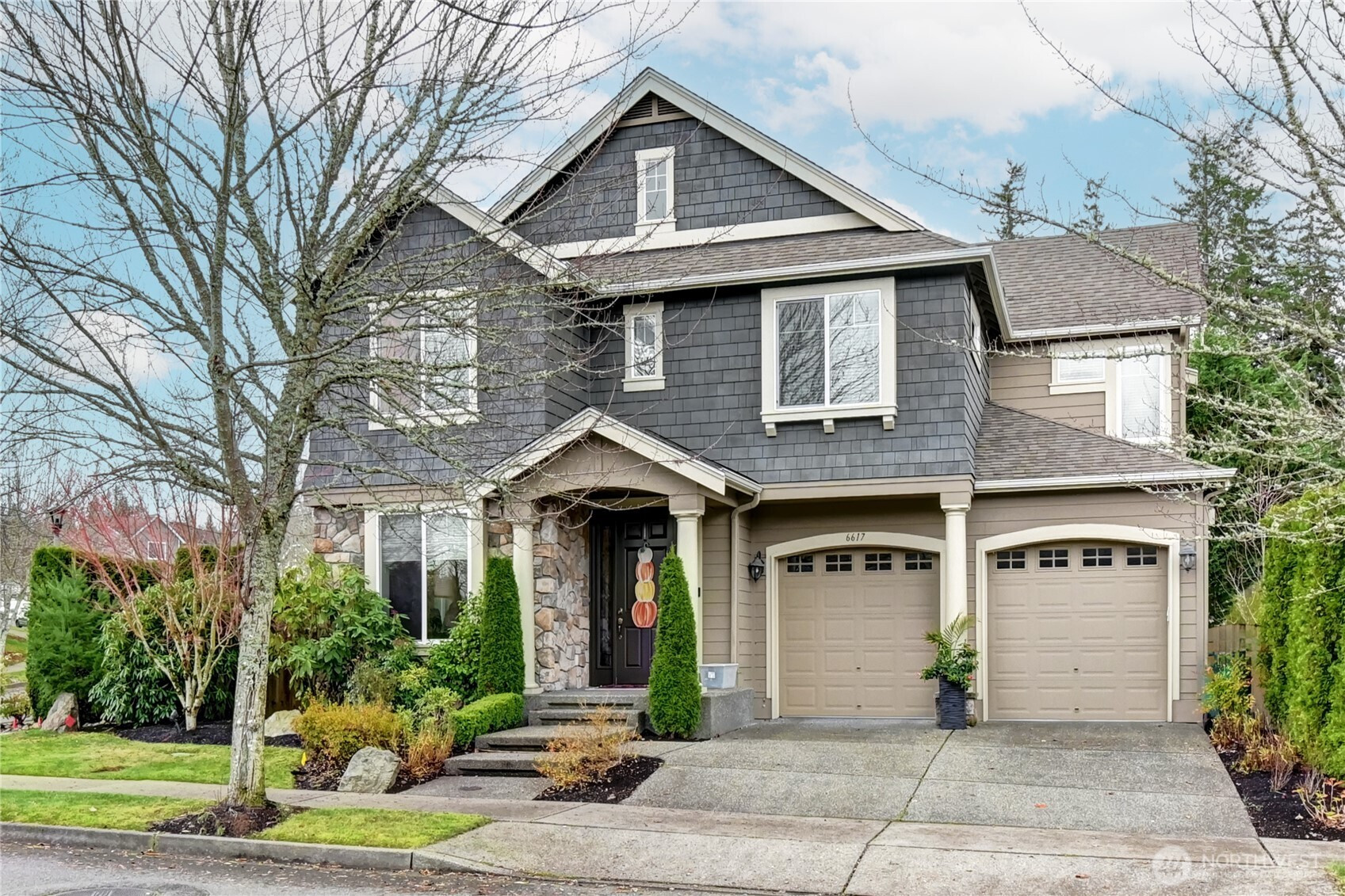 6617 Sword Fern Avenue SE, Snoqualmie, WA 98065