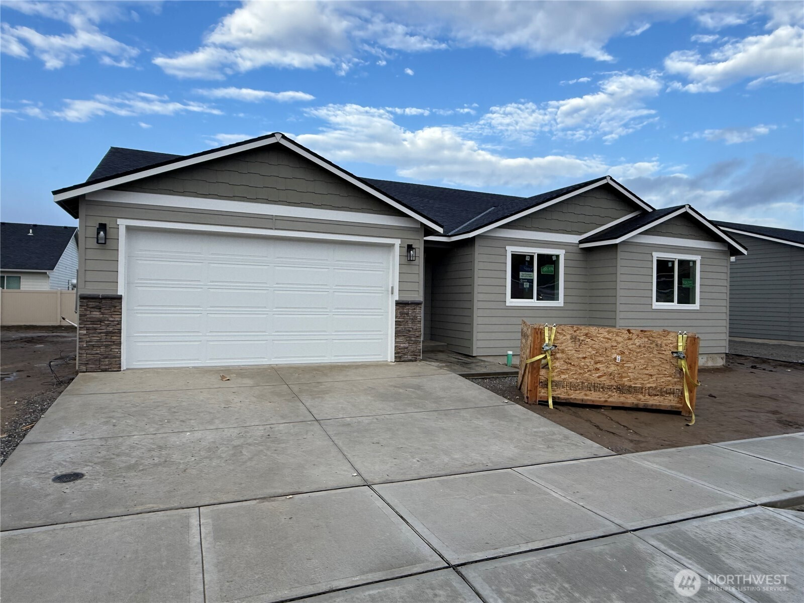 70 Salmon Drive, East Wenatchee, WA 98801
