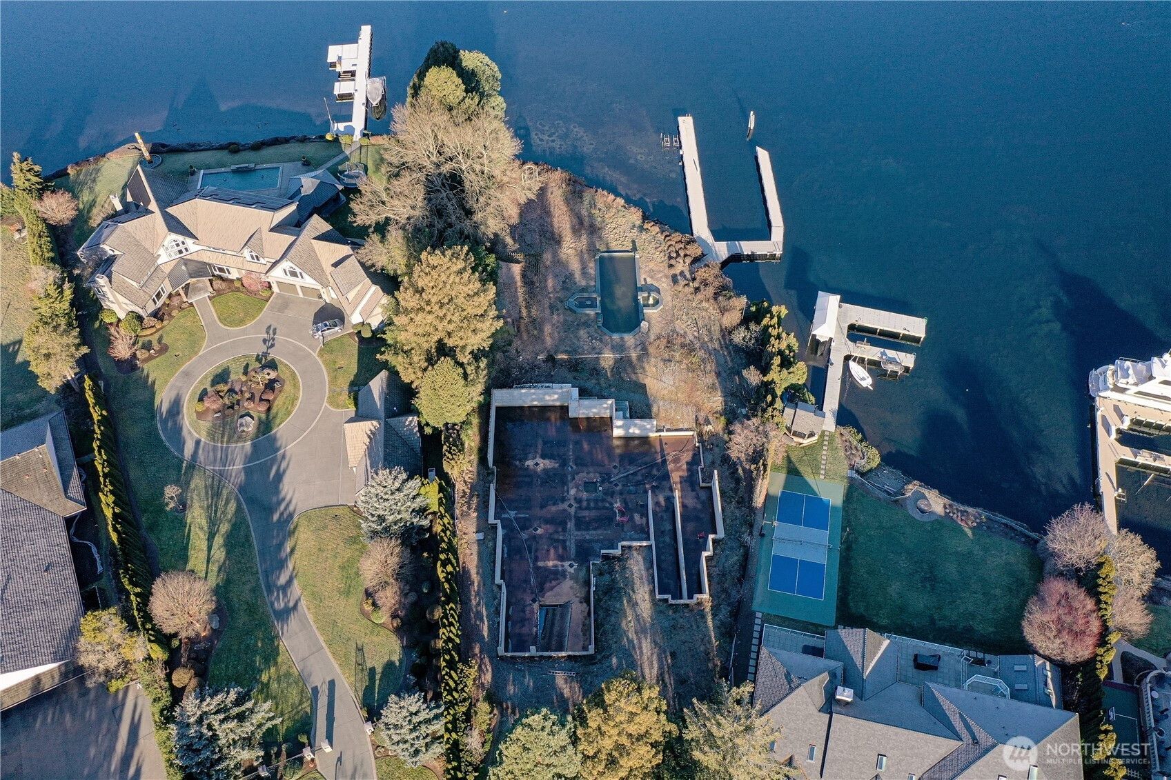 96 Cascade Ky, Bellevue, WA 98006