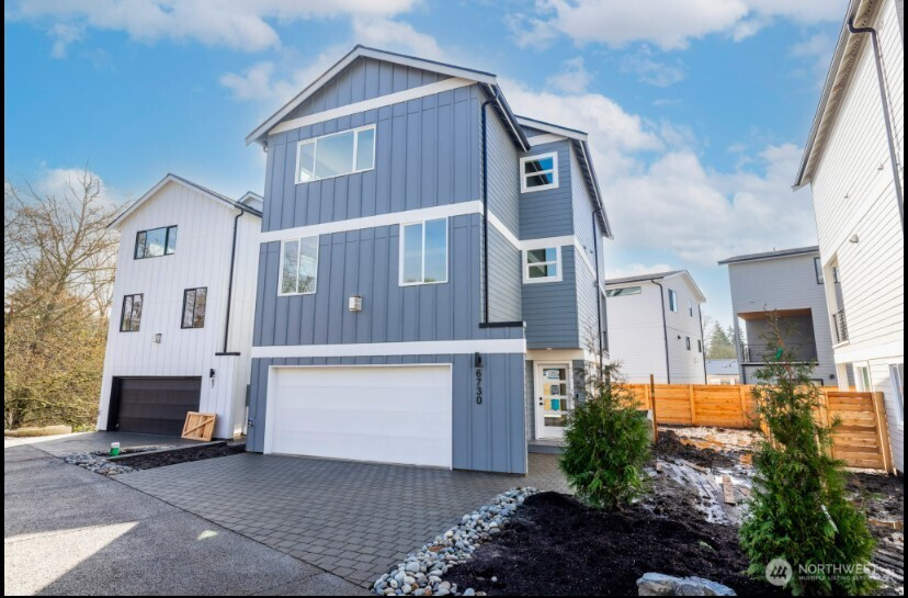 6730 21st Avenue SW, Seattle, WA 98106