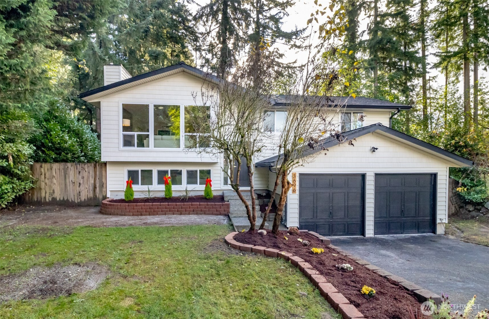 3696 SE Greenbriar Place, Port Orchard, WA 98366
