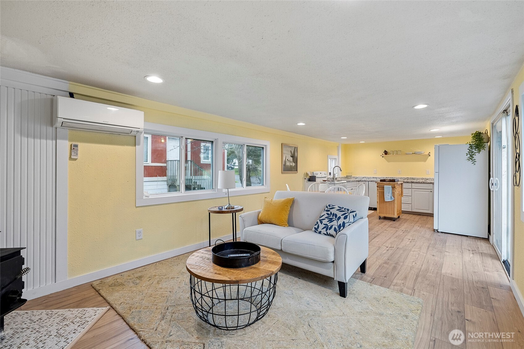 1320 N Oak Harbor Street, Oak Harbor, WA 98277