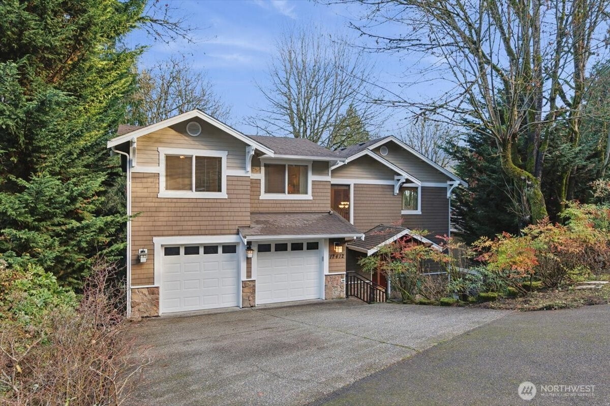 17412 32nd Avenue NE, Lake Forest Park, WA 98155