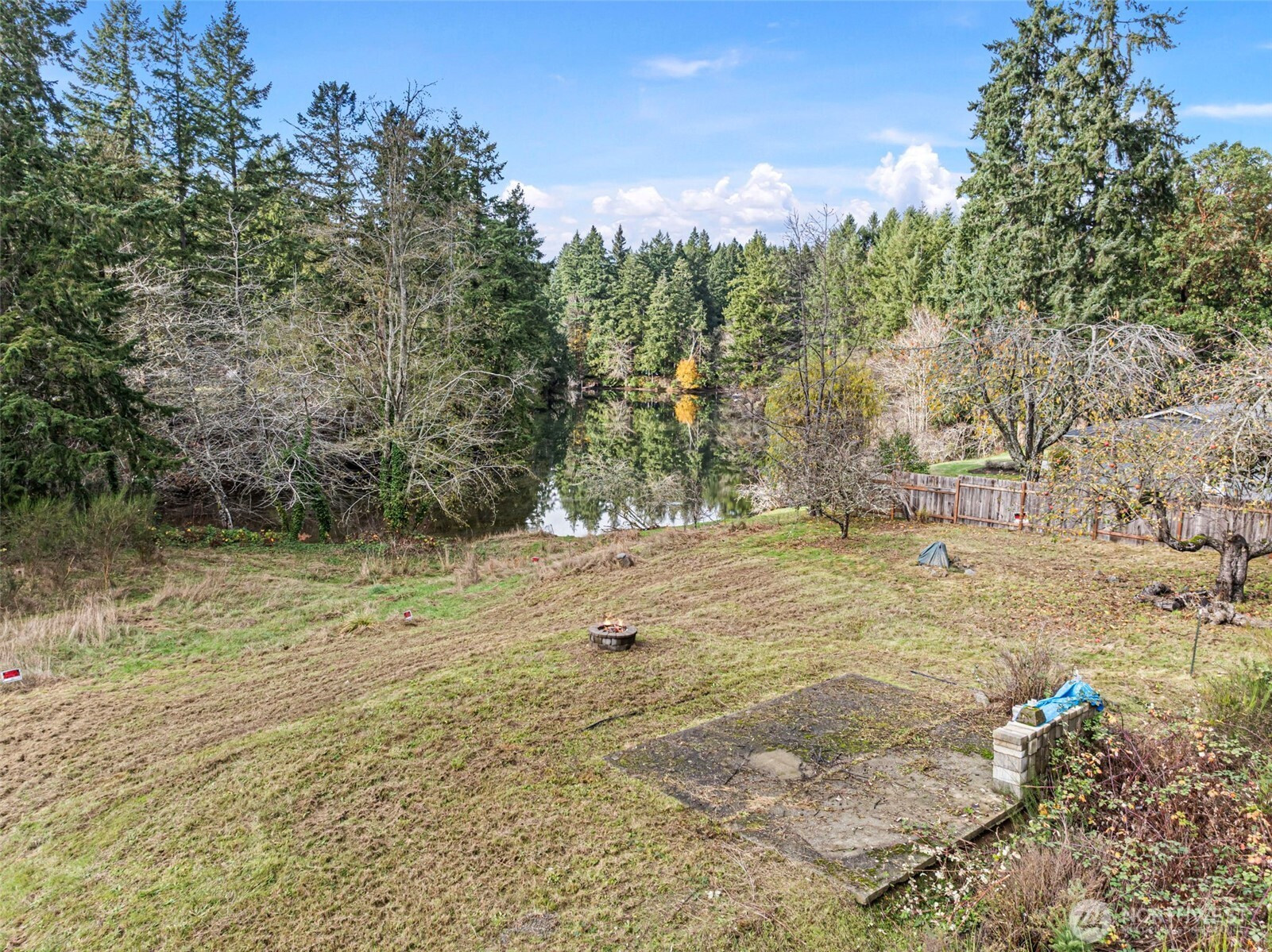 9009 Miller Road NE, Bainbridge Island, WA 98110