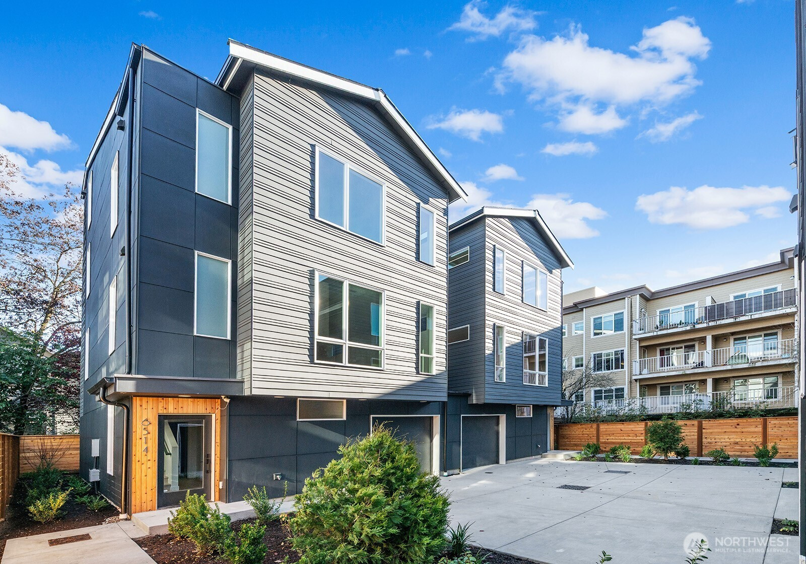 6514 23rd Avenue NE, Seattle, WA 98115