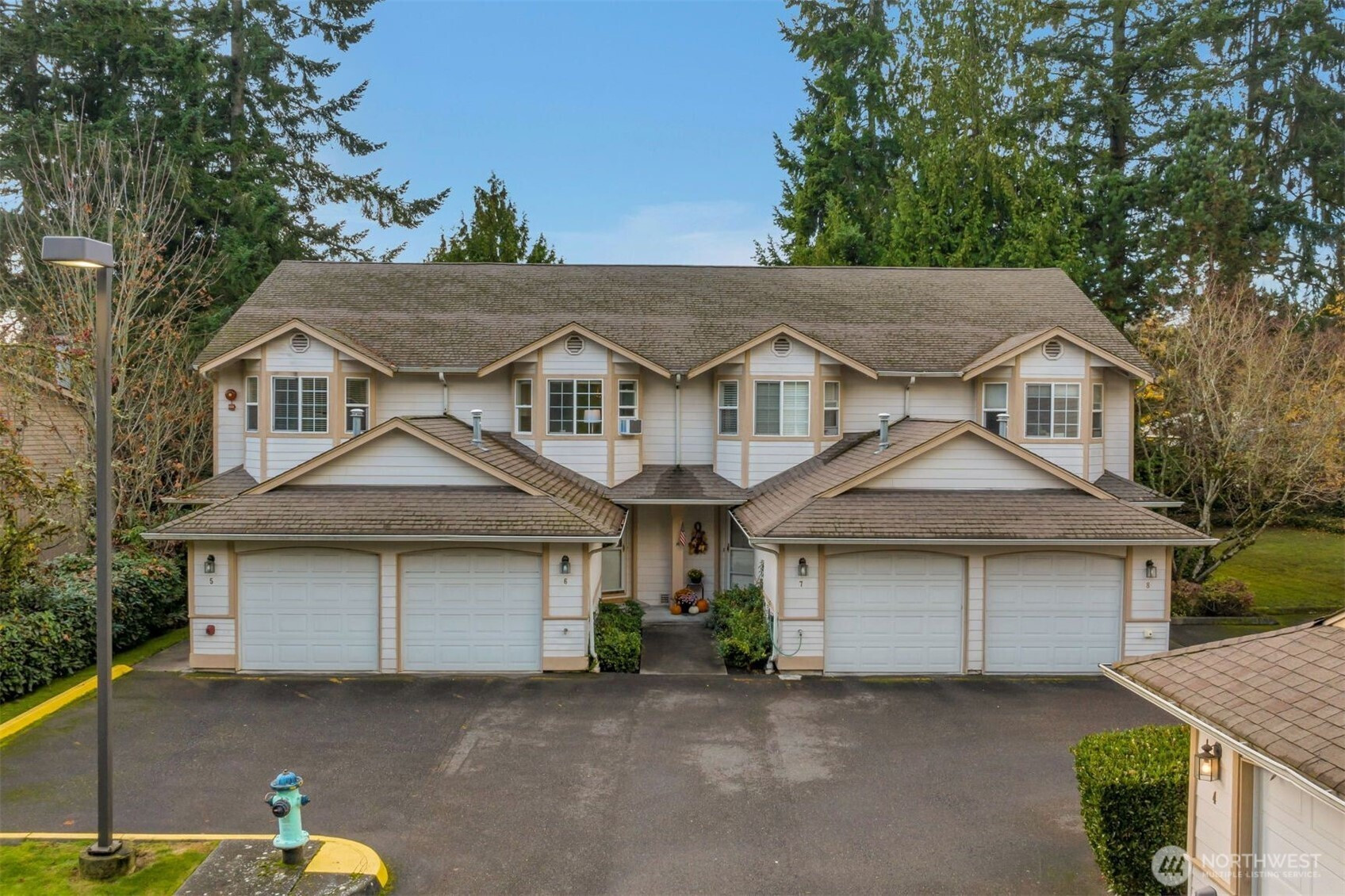 22638 44th Avenue W, Mountlake Terrace, WA 98043