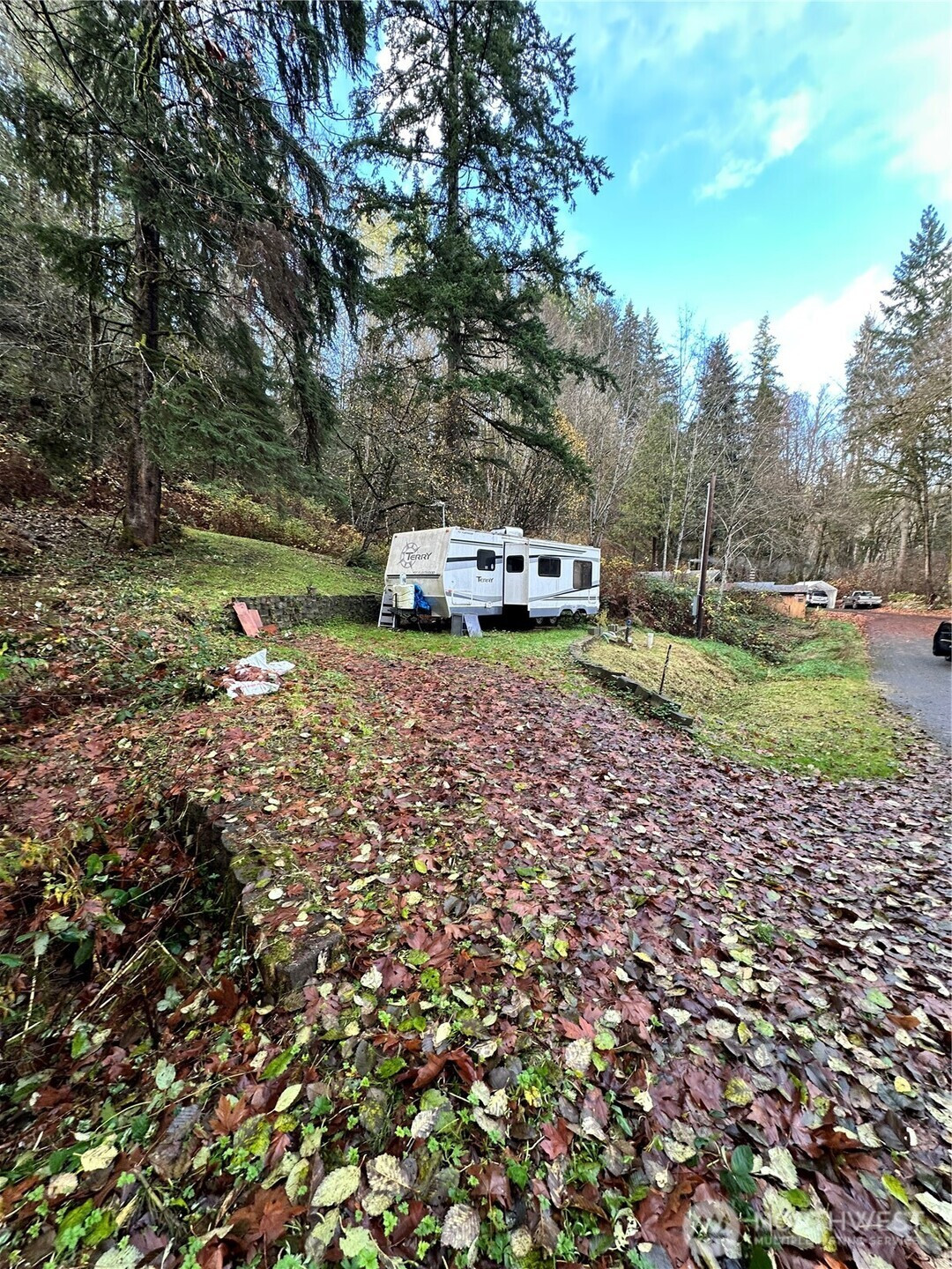 121 NE Steelhead Drive N, Belfair, WA 98528