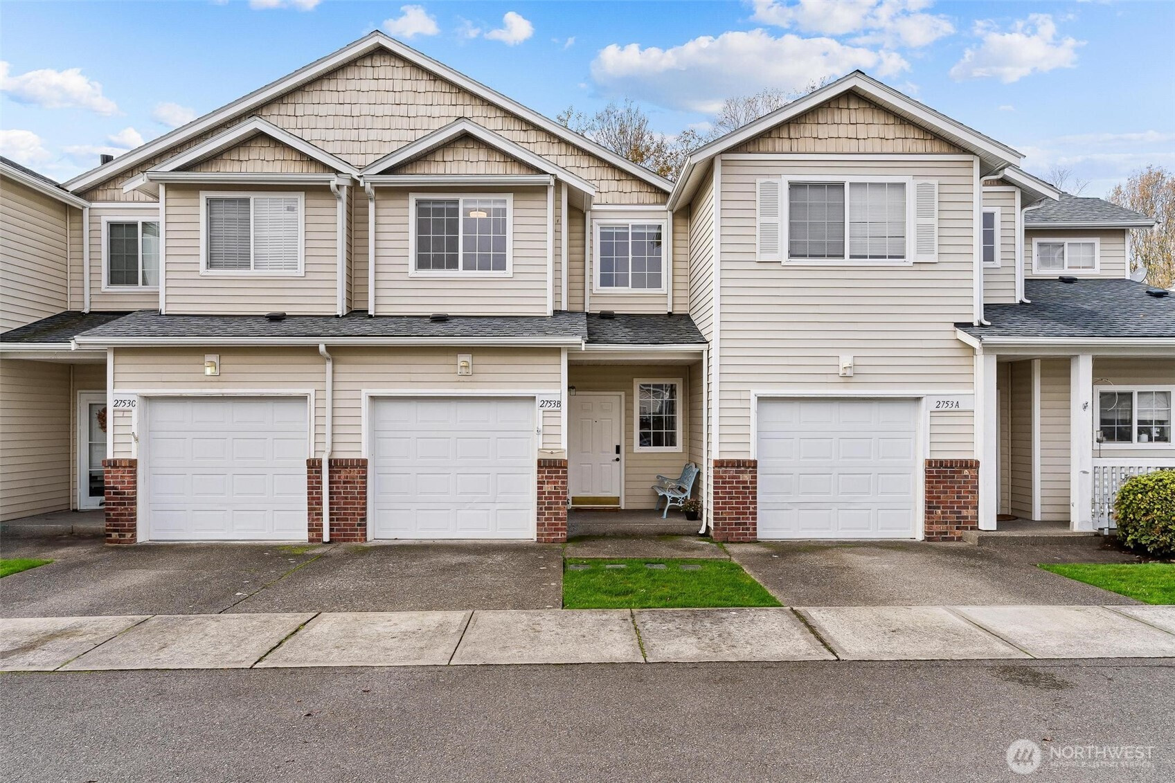 2753 Diamond Loop, Milton, WA 98354