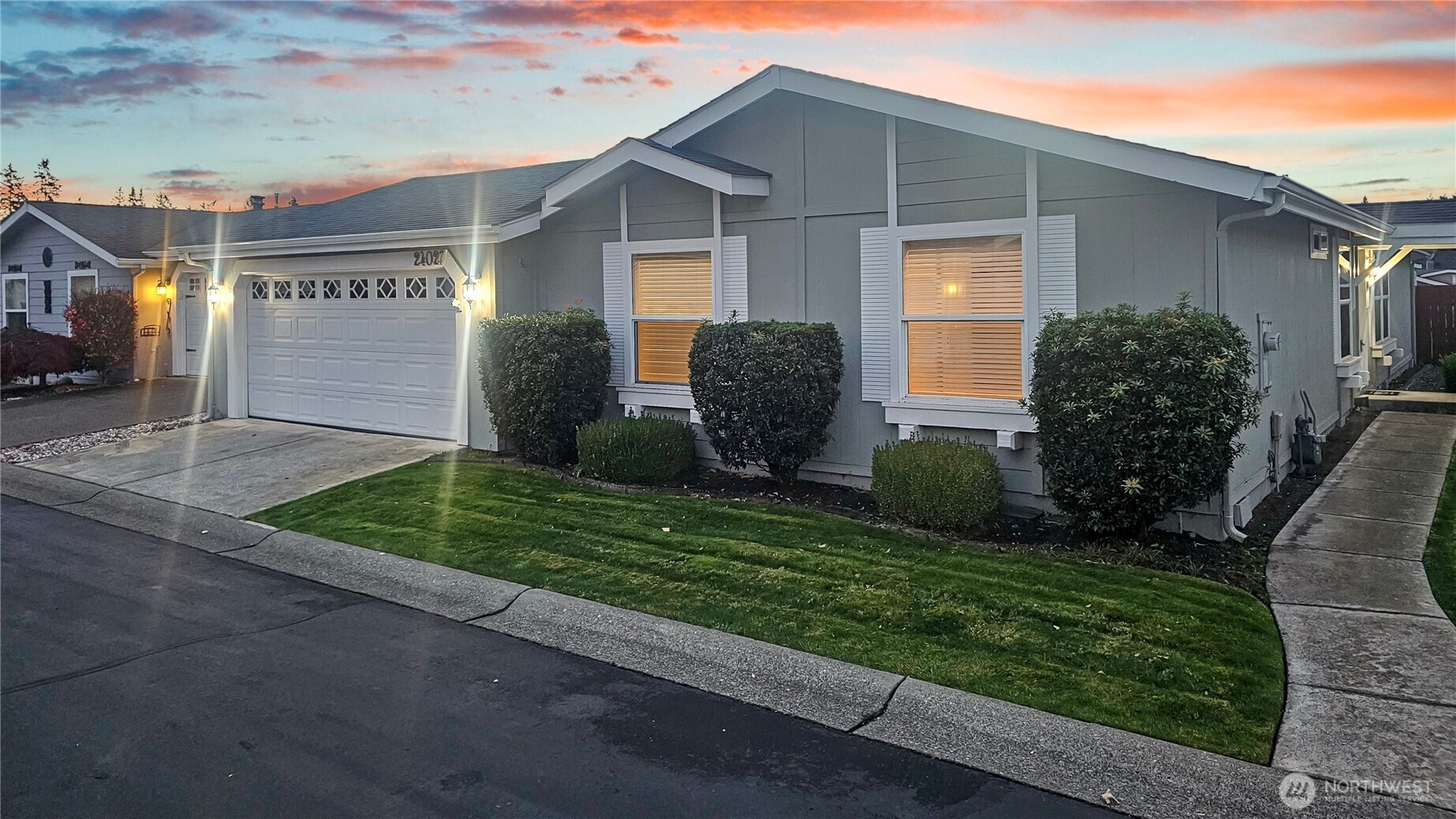 24027 222nd Place SE, Maple Valley, WA 98038