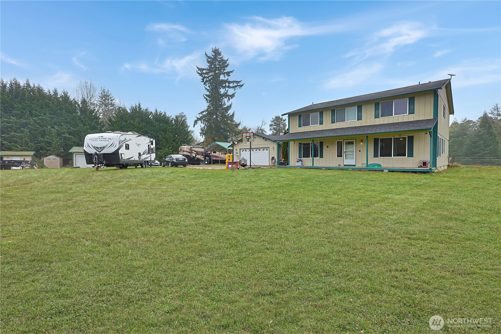 13929 Mariposa Lane SE, Yelm, WA 98597